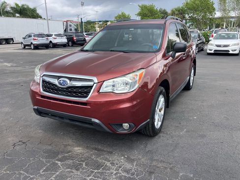 Used 2016 Subaru Forester 2.5i Limited w/ Popular Package #2 AWD/4WD image 5