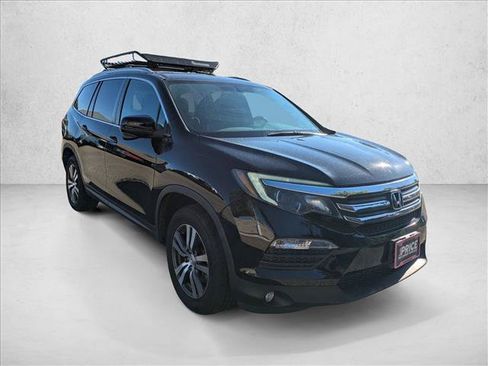Used 2024 Honda Pilot EX-L image 3