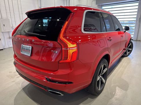 Used 2017 Volvo XC90 T5 R-Design image 4
