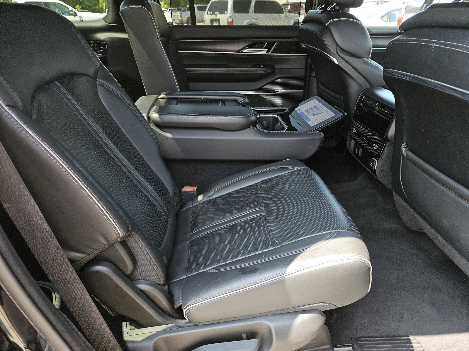 Used 2024 Jeep Grand Wagoneer L Series II w/ Quick Order Packagew 28T AWD/4WD image 37