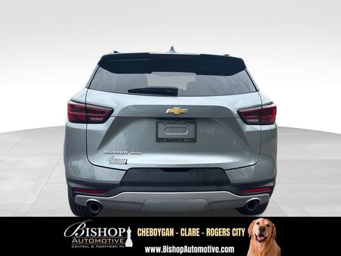Used 2024 Chevrolet Blazer LT w/ Convenience Package AWD/4WD image 10