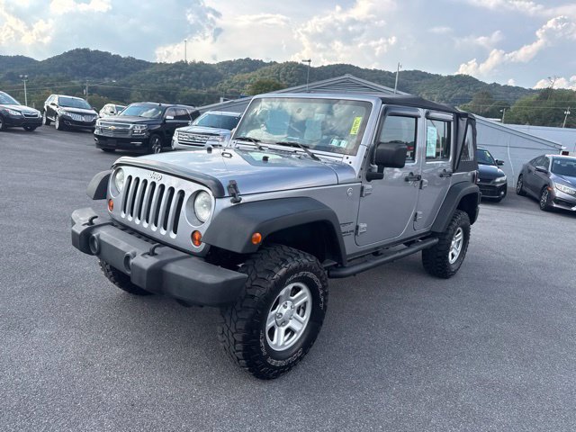 Used 2013 Jeep Wrangler Unlimited Sport w/ Connectivity Group AWD/4WD image 4