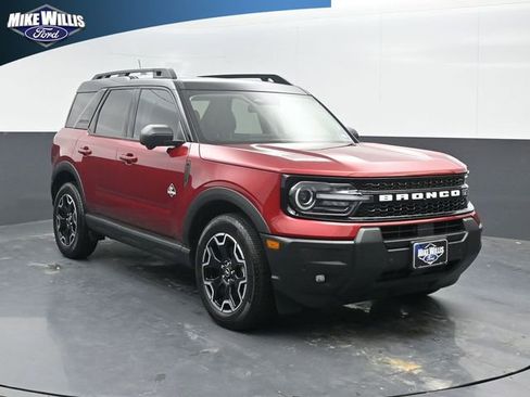 Used 2025 Ford Bronco Sport Outer Banks w/ Outer Banks Tech Package+ AWD/4WD image 1