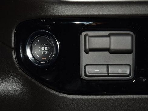 New 2026 Chevrolet Silverado 1500 LT w/ All Star Edition Plus image 32