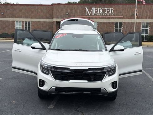 Certified 2024 Kia Seltos SX image 9