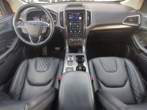 Used 2024 Ford Edge Titanium image 15