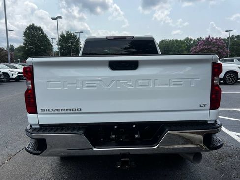 Used 2025 Chevrolet Silverado 2500 LT w/ Convenience Package AWD/4WD image 17