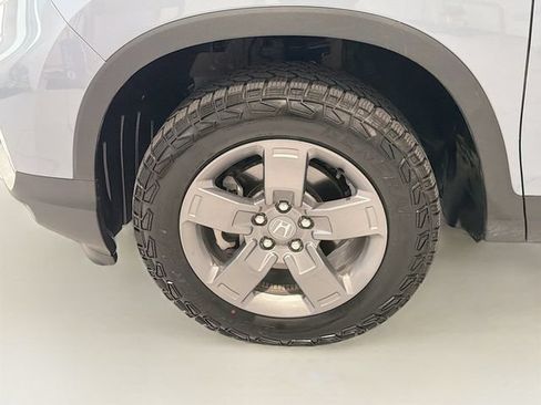 Used 2025 Honda Ridgeline TrailSport image 27