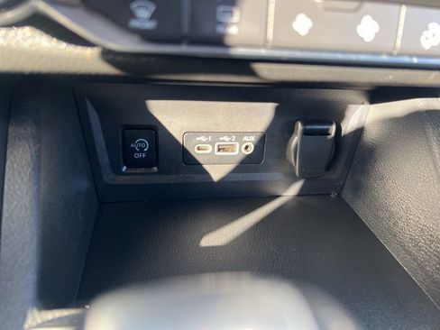 Certified 2025 Nissan Sentra SV w/ All-Weather Package image 50