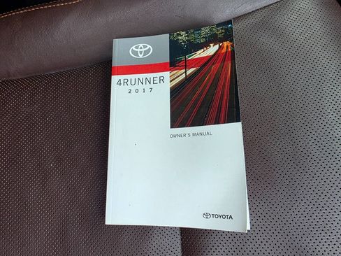 Used 2017 Toyota 4Runner Limited RWD image 39