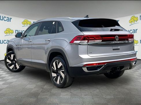 Used 2024 Volkswagen Atlas Cross Sport SE AWD/4WD image 4