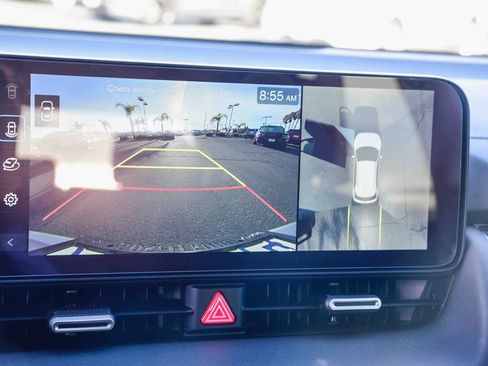 Used 2025 Hyundai Ioniq 5 Limited image 25