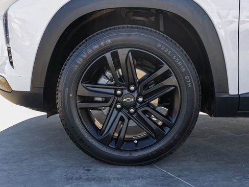 Used 2025 Chevrolet Trax ACTIV w/ Driver Confidence Package image 11