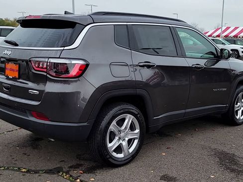 Used 2023 Jeep Compass Latitude w/ Convenience Group image 8