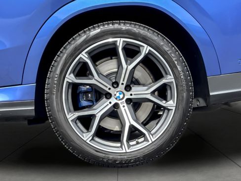 Used 2020 BMW X6 M50i image 26