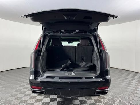 Used 2022 Cadillac Escalade Sport Platinum w/ LPO, ONYX Package AWD/4WD image 53