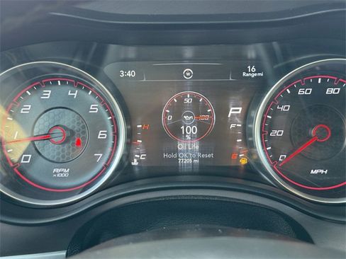 Used 2022 Dodge Charger SXT image 17