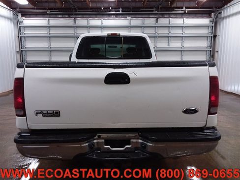 Used 2004 Ford F250 XL image 8