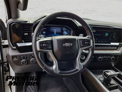 Used 2022 Chevrolet Silverado 1500 LT Trail Boss w/ Protection Package image 18