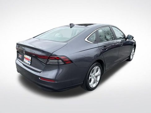 Used 2023 Honda Accord LX image 5