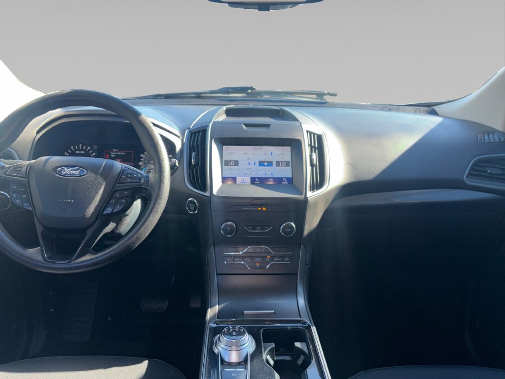 Used 2020 Ford Edge SE AWD/4WD image 10