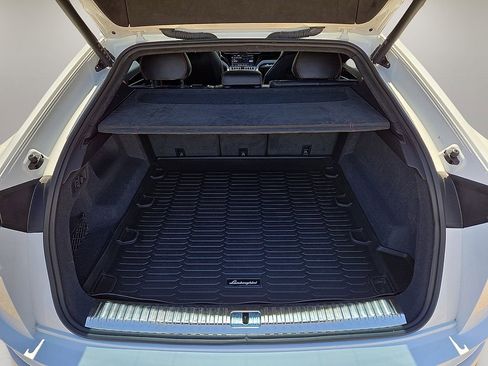 Used 2024 Lamborghini Urus S image 13