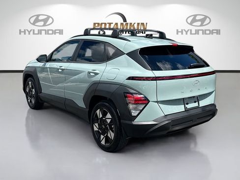 Certified 2024 Hyundai Kona SEL w/ Convenience Package FWD image 7