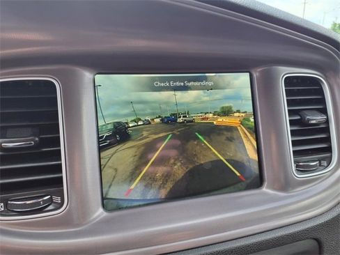 Used 2023 Dodge Charger SXT image 38