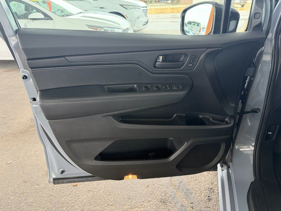 Used 2025 Honda Odyssey Sport-L image 27