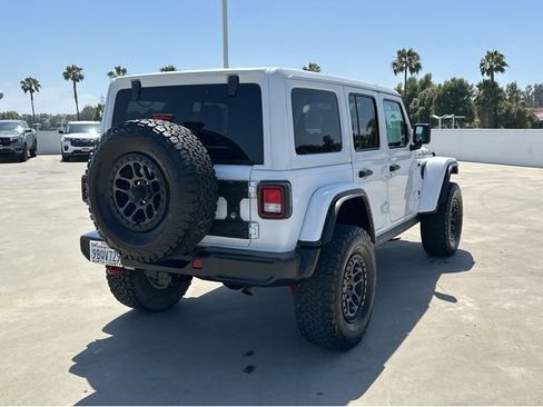 Used 2022 Jeep Wrangler Unlimited Rubicon w/ Xtreme Recon 35" Tire Package AWD/4WD image 6