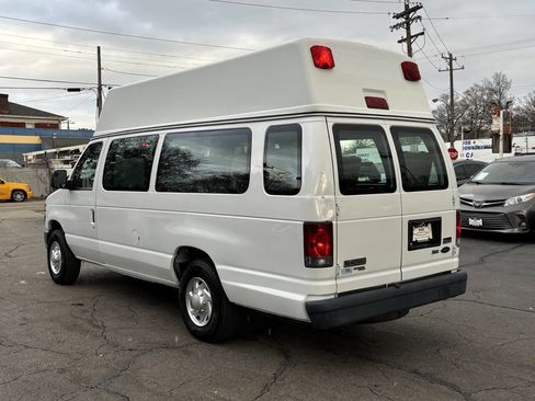 Used 2011 Ford E-250 and Econoline 250 Extended w/ PWR Group image 6