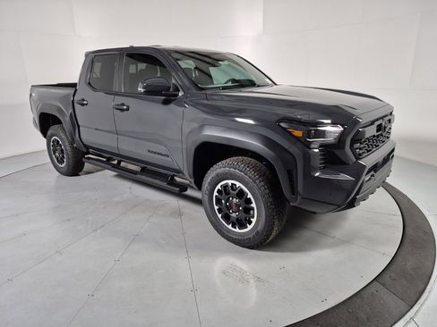 New 2025 Toyota Tacoma TRD Off-Road image 7