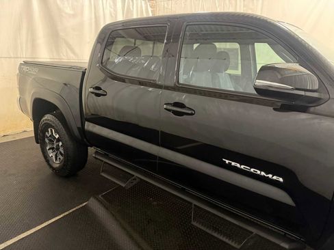 Certified 2023 Toyota Tacoma TRD Off-Road image 11