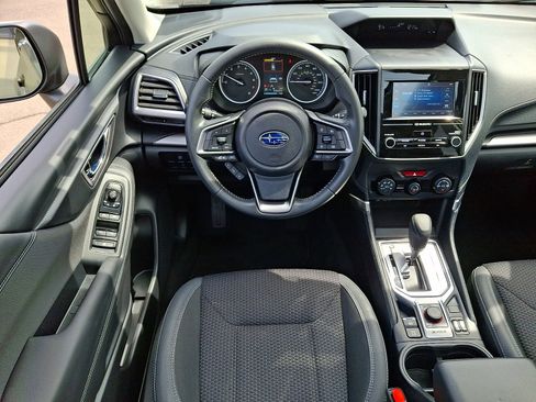 Certified 2024 Subaru Forester Premium AWD/4WD image 11