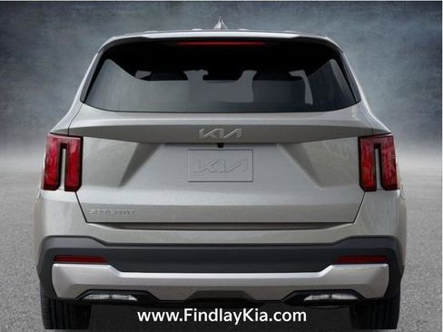 New 2026 Kia Sorento LX image 16