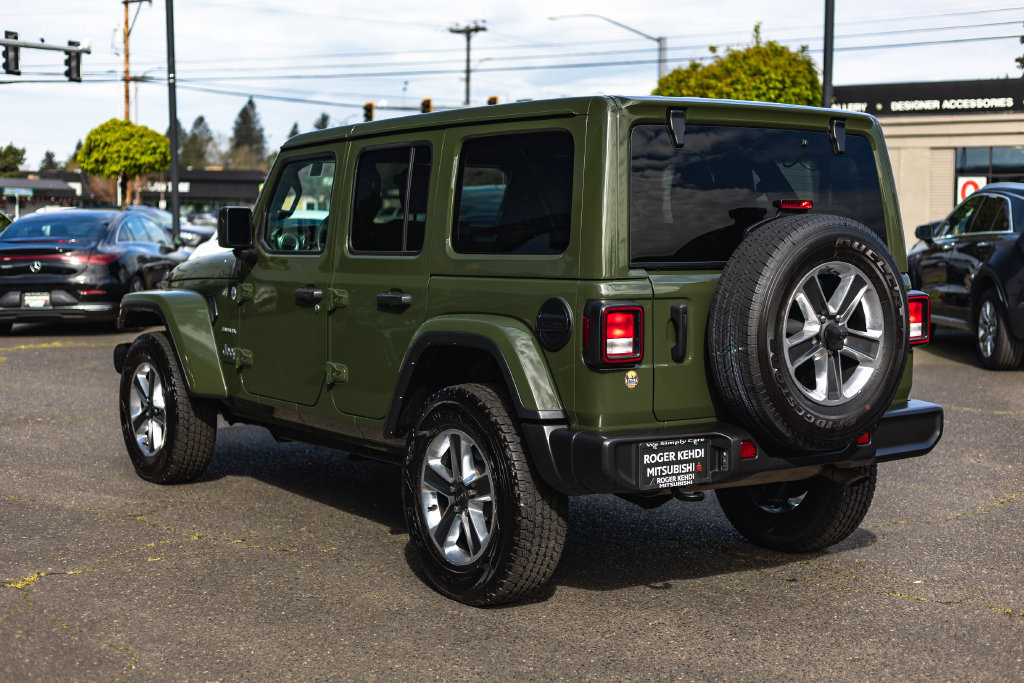Used 2023 Jeep Wrangler Unlimited Sahara AWD/4WD image 10