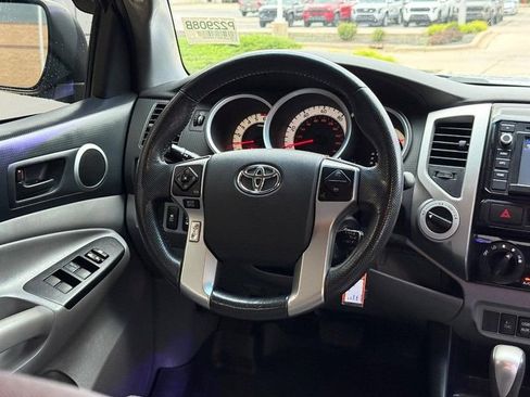 Used 2015 Toyota Tacoma 4x4 Double Cab w/ TRD Off-Road Package image 14