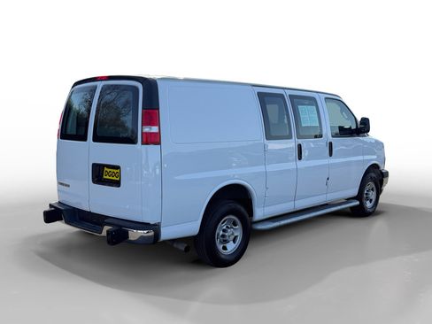 Used 2024 Chevrolet Express 2500 w/ Driver Convenience Package image 5