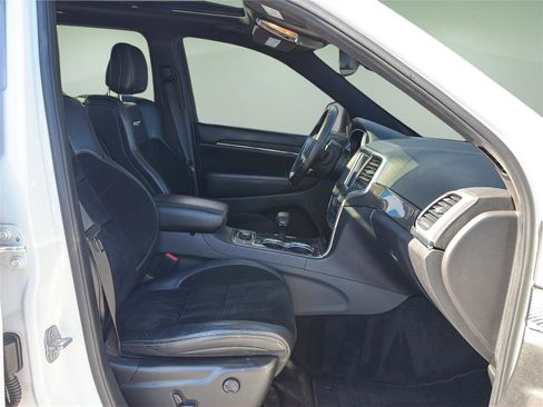 Used 2015 Jeep Grand Cherokee SRT AWD/4WD image 13