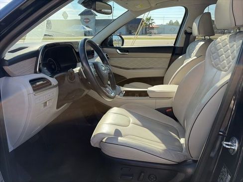 Used 2022 Hyundai Palisade Calligraphy w/ Cargo Package image 9