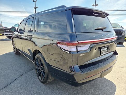 Used 2024 Lincoln Navigator L Reserve w/ Equipment Group 201A AWD/4WD image 4