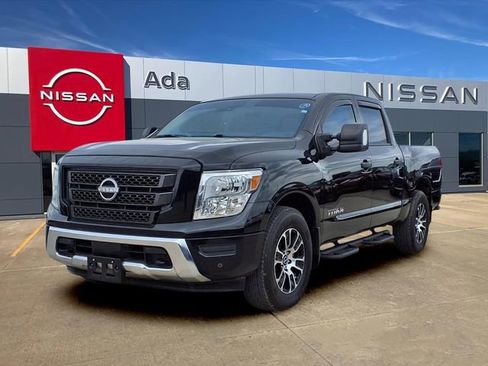 Certified 2024 Nissan Titan SV w/ SV Convenience Package AWD/4WD image 1