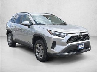 Used 2025 Toyota RAV4 XLE AWD/4WD video 3