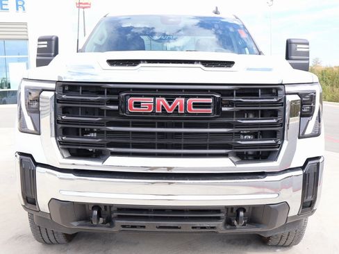 Used 2024 GMC Sierra 2500 Pro image 7