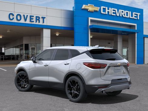 New 2025 Chevrolet Blazer LT image 3