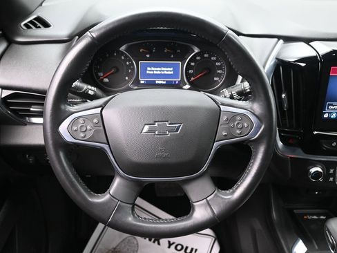 Used 2022 Chevrolet Traverse LT w/ Midnight/Sport Edition image 21