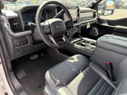 New 2026 Ford F450 Platinum w/ FX4 Off-Road Package AWD/4WD image 9
