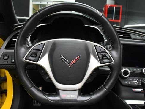 Used 2015 Chevrolet Corvette Z06 w/ 3LZ Preferred Equipment Group RWD image 33