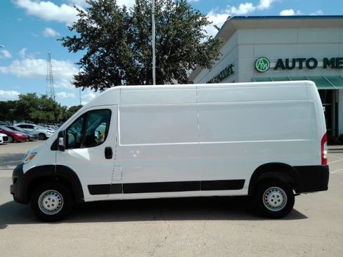 Used 2025 RAM ProMaster 3500 w/ Convenience Group FWD image 16