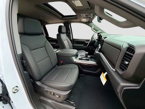New 2026 Chevrolet Silverado 1500 LTZ w/ LTZ Convenience Package II AWD/4WD image 31